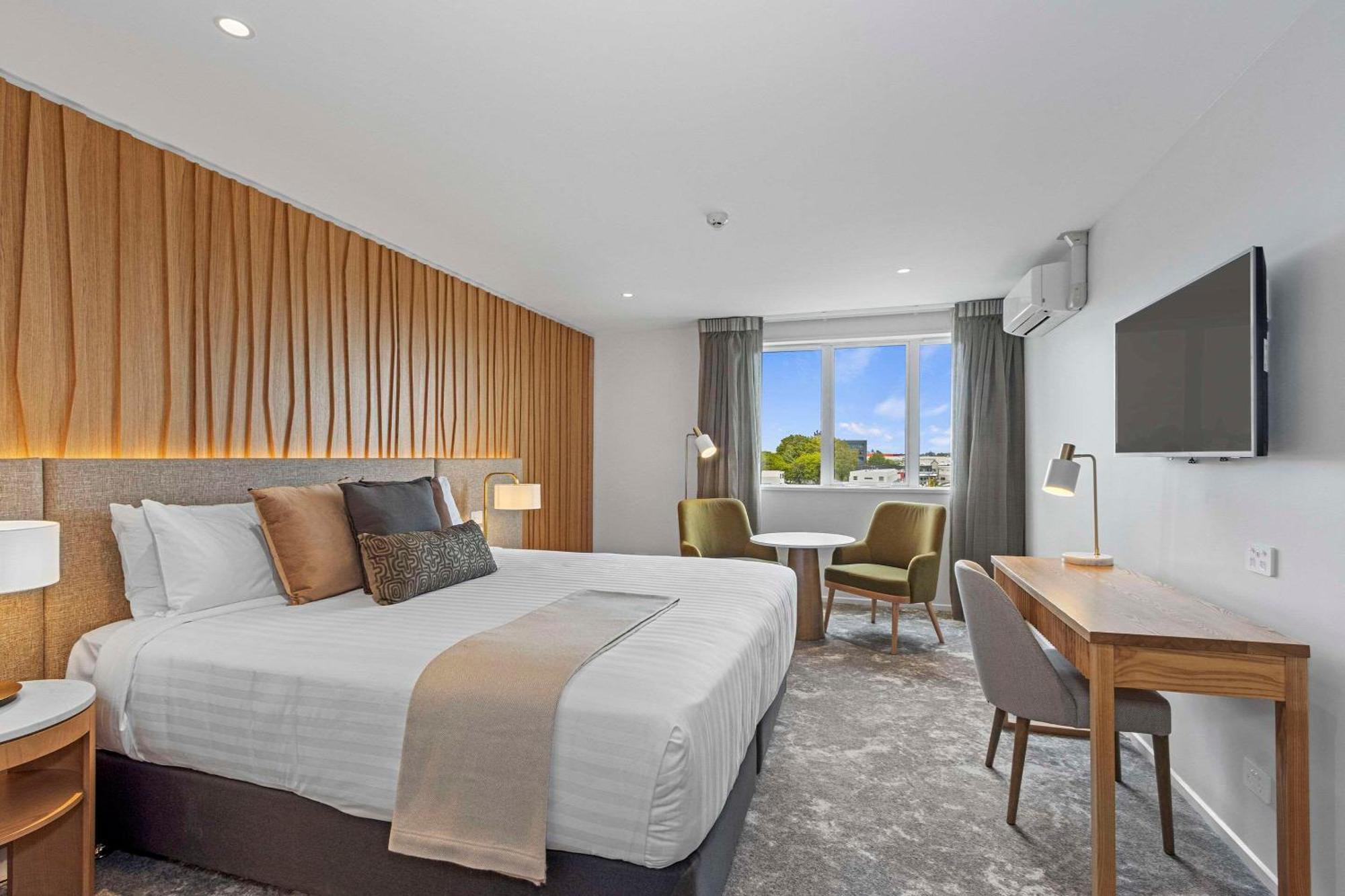 Hotel Elms Christchurch, Ascend Hotel Collection Экстерьер фото