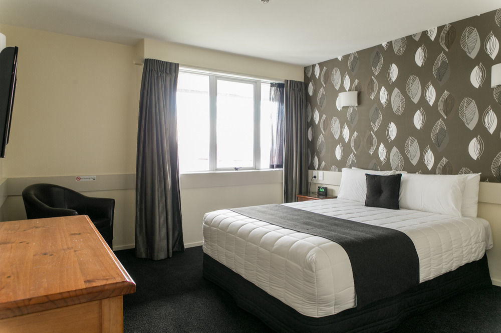 Hotel Elms Christchurch, Ascend Hotel Collection Экстерьер фото